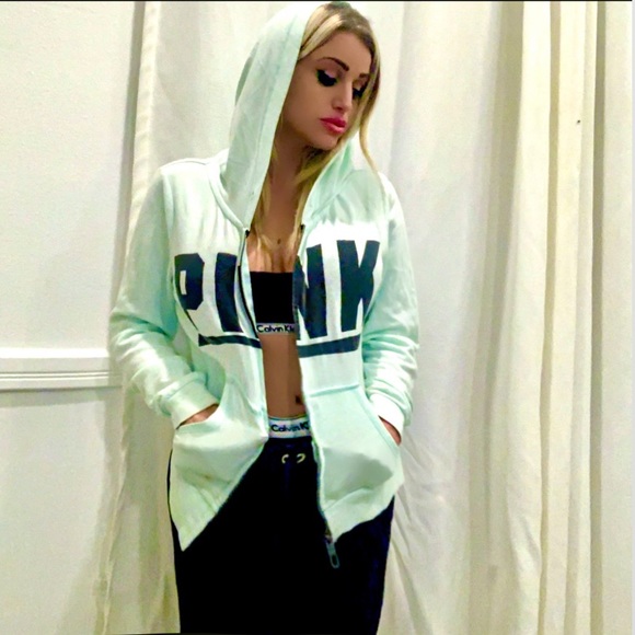 PINK Victoria's Secret Jackets & Blazers - 💚 VS HOODIE 💚
